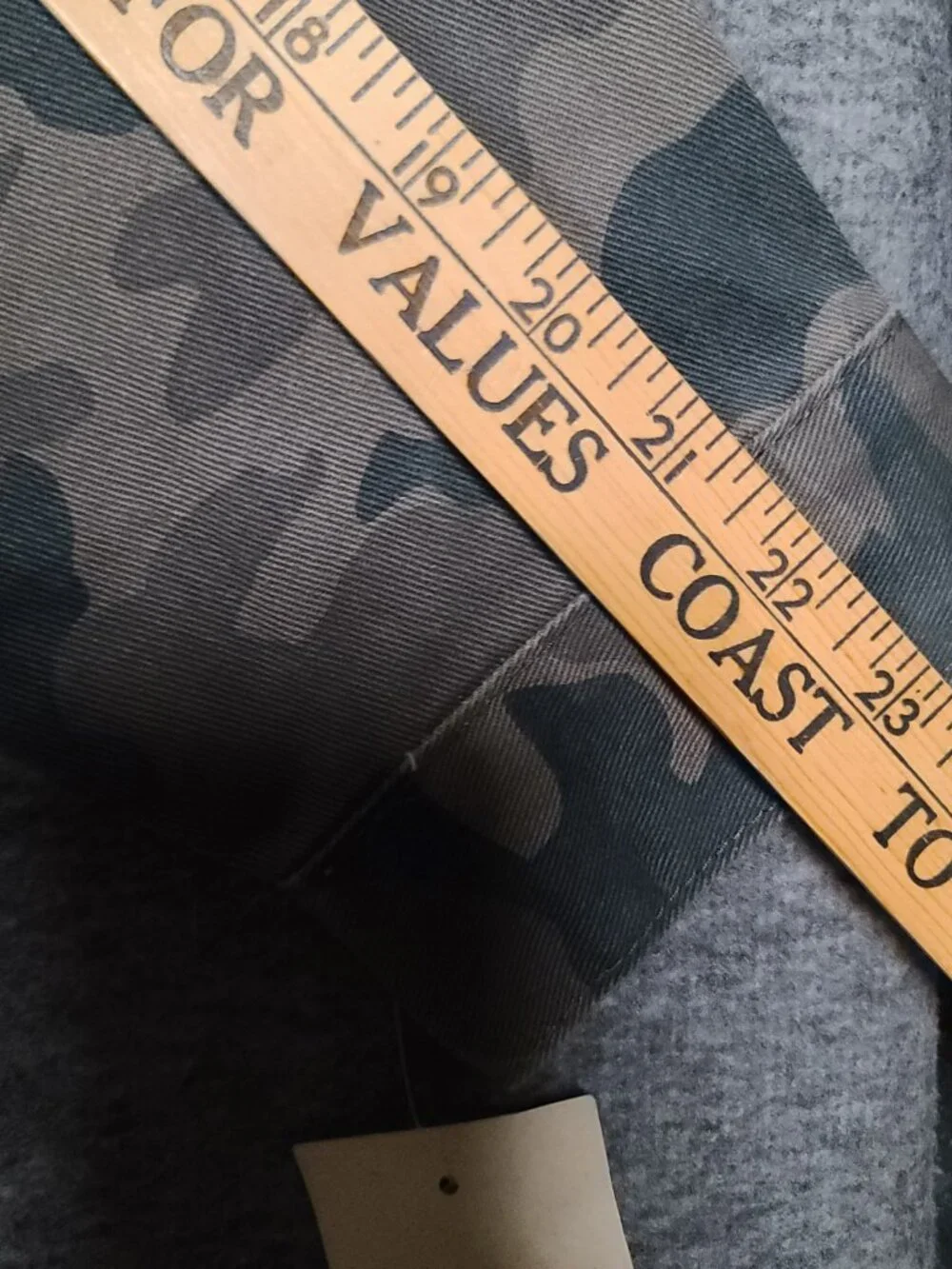 NWT Levi's Youth Camo Jacket Size X-Large 13-15 Years - Picture 12 of 13